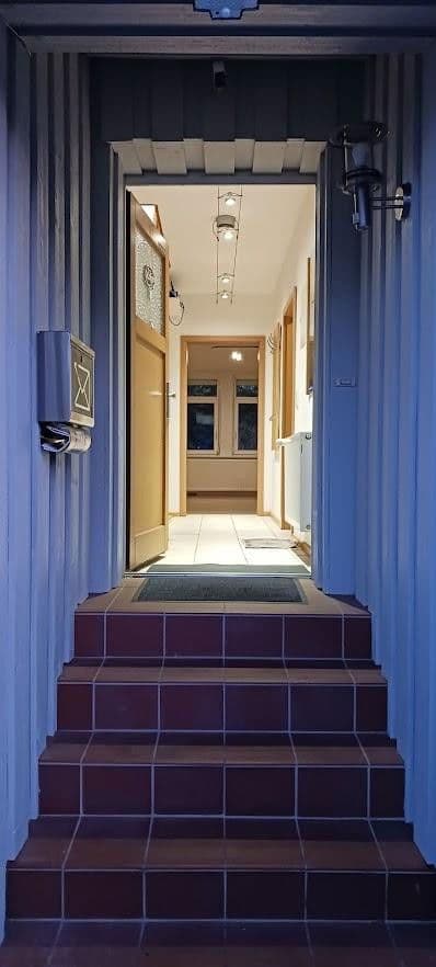 Prenájom bytu 2-izbový 94 m², Ilsede, Dolné Sasko Prenájom bytu 2-izbový 94 m², Ilsede, Dolné Sasko