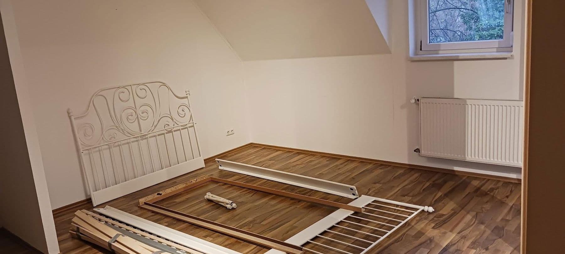 Prenájom bytu 2-izbový 94 m², Ilsede, Dolné Sasko Prenájom bytu 2-izbový 94 m², Ilsede, Dolné Sasko