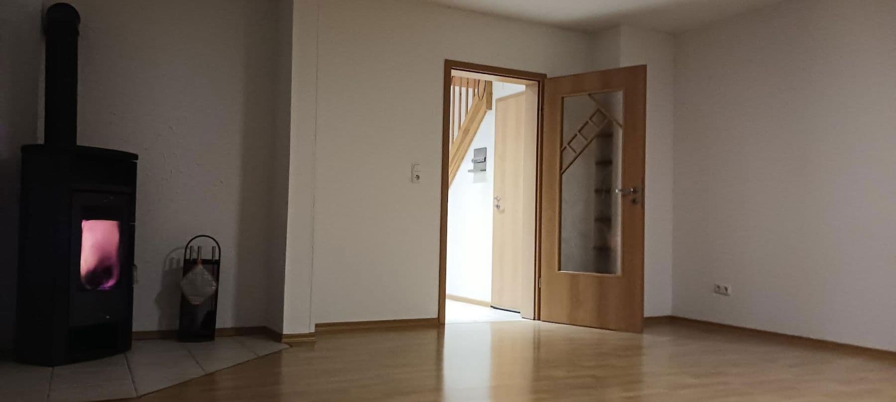 Prenájom bytu 2-izbový 94 m², Ilsede, Dolné Sasko Prenájom bytu 2-izbový 94 m², Ilsede, Dolné Sasko