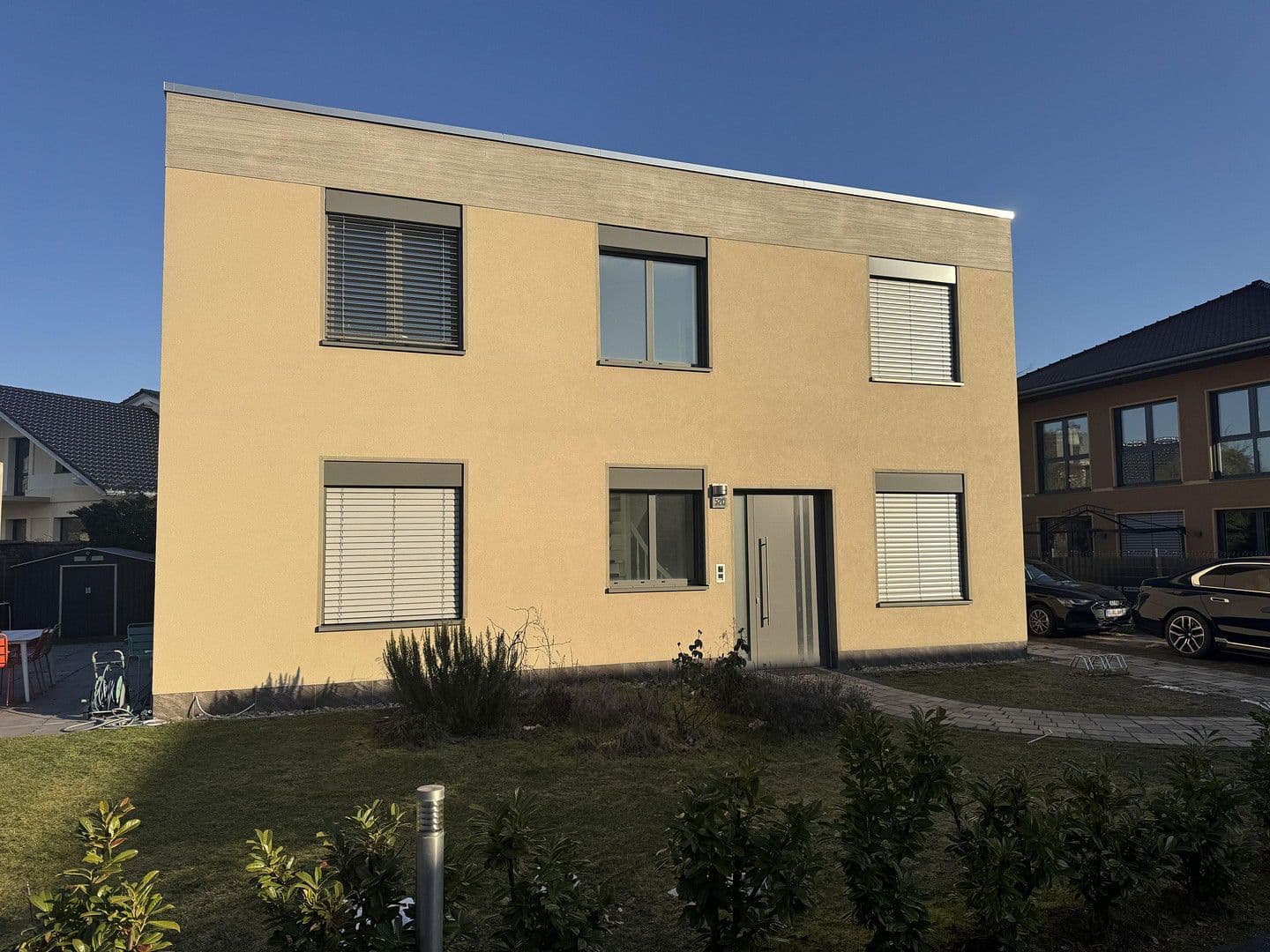 Prenájom bytu 4-izbový 89 m², Berlin, Berlín Prenájom bytu 4-izbový 89 m², Berlin, Berlín