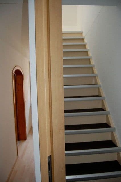 Prenájom domu 102 m², pozemek 98 m², Kuttlerstr. 15, Erlangen, Bavorsko Prenájom domu 102 m², pozemek 98 m², Kuttlerstr. 15, Erlangen, Bavorsko