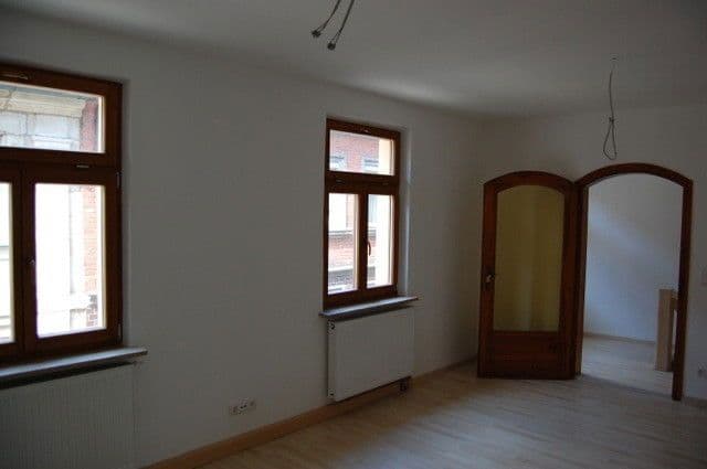 Prenájom domu 102 m², pozemek 98 m², Kuttlerstr. 15, Erlangen, Bavorsko Prenájom domu 102 m², pozemek 98 m², Kuttlerstr. 15, Erlangen, Bavorsko