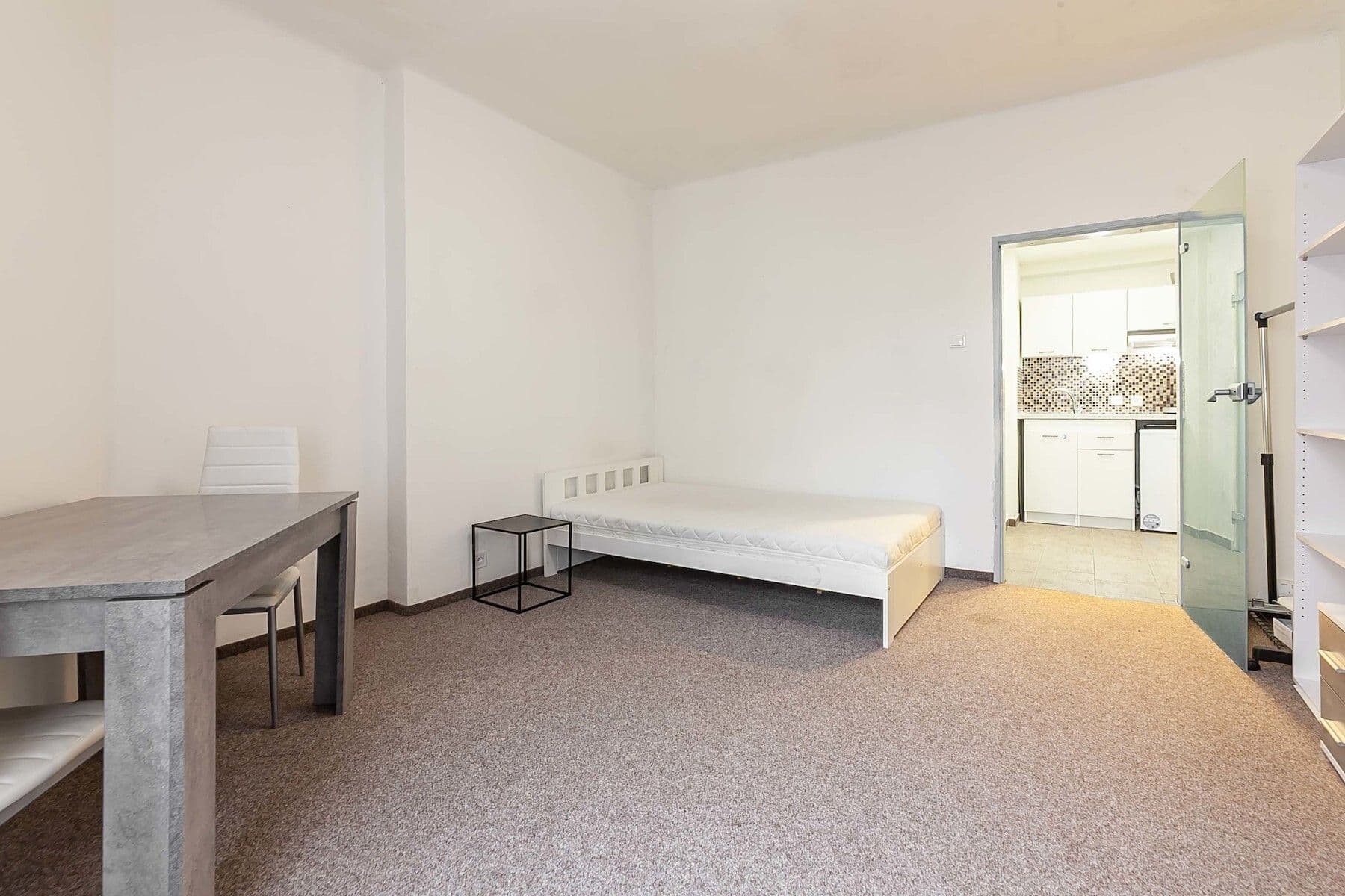 Predaj bytu 1-izbový 25 m², Zelenky-Hajského, Praha, Praha Predaj bytu 1-izbový 25 m², Zelenky-Hajského, Praha, Praha