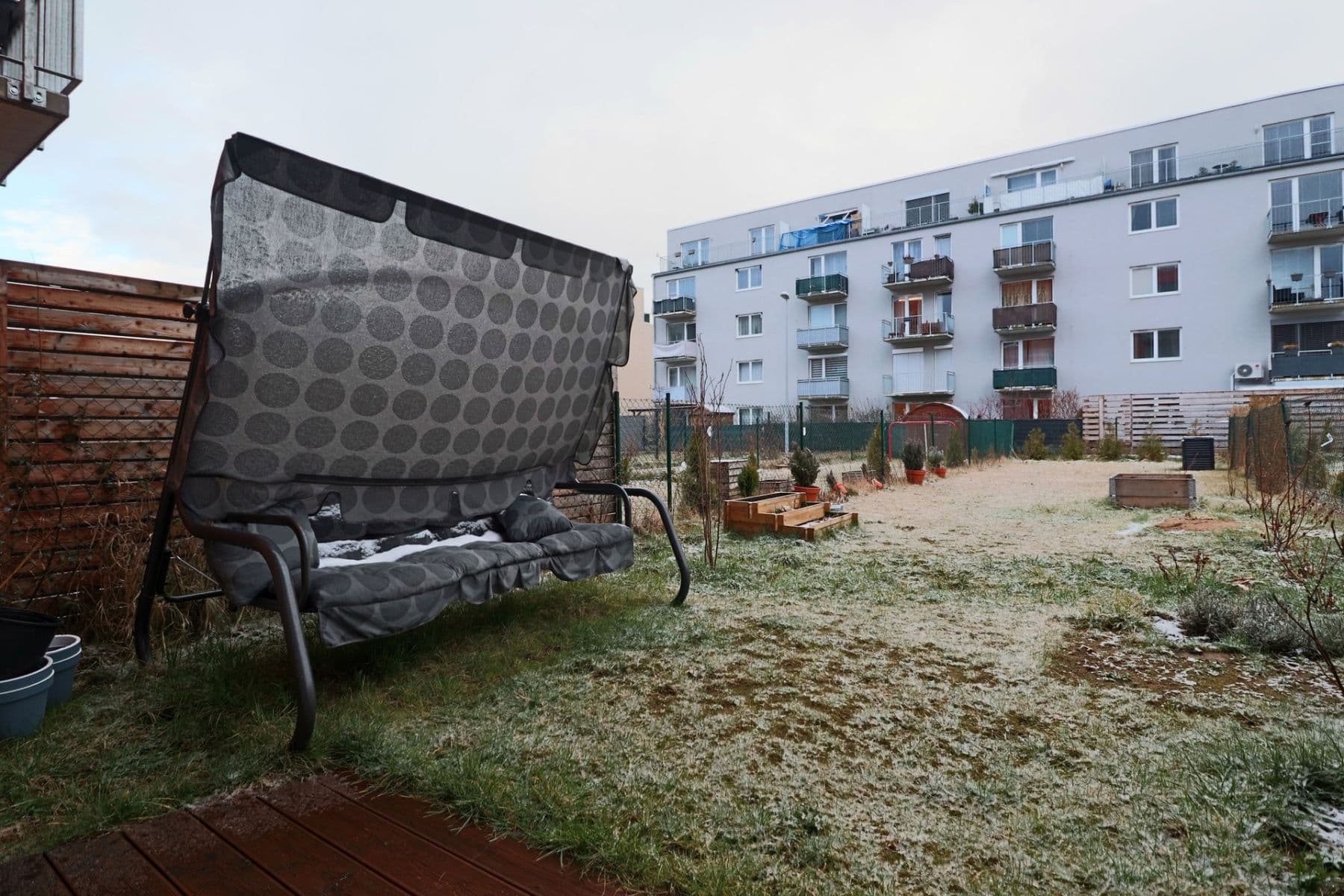 Prenájom bytu 1-izbový 32 m², Pšeničná, Hostivice, Středočeský kraj Prenájom bytu 1-izbový 32 m², Pšeničná, Hostivice, Středočeský kraj