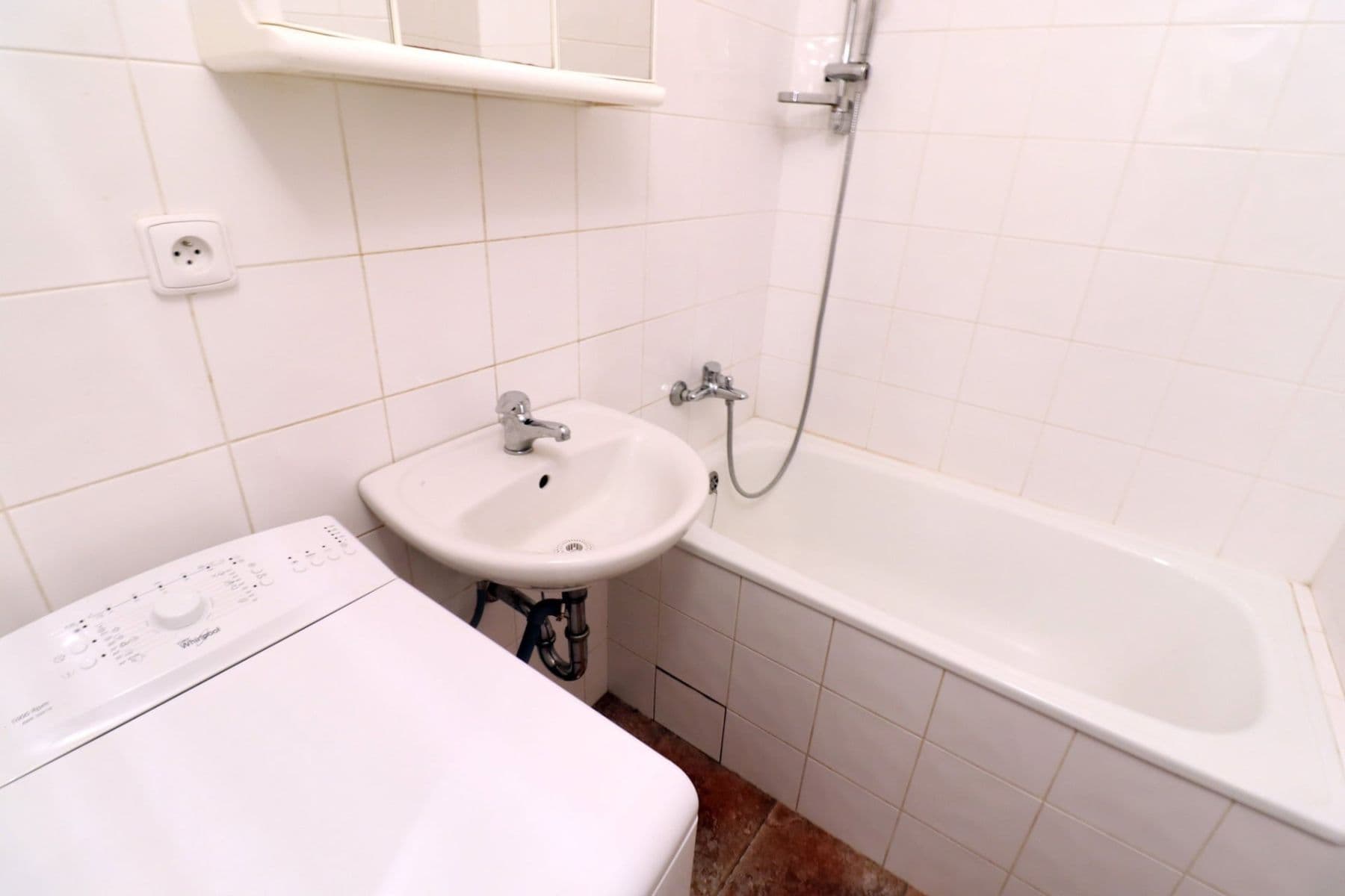 Prenájom bytu 1-izbový 29 m², Rochovská, Praha, Praha Prenájom bytu 1-izbový 29 m², Rochovská, Praha, Praha