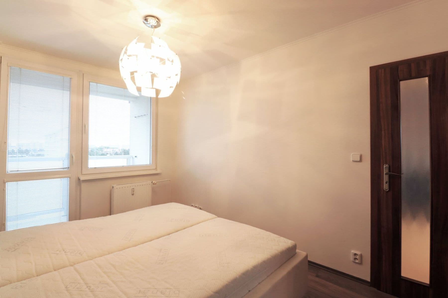 Prenájom bytu 3-izbový 66 m², Malkovského, Praha, Praha Prenájom bytu 3-izbový 66 m², Malkovského, Praha, Praha