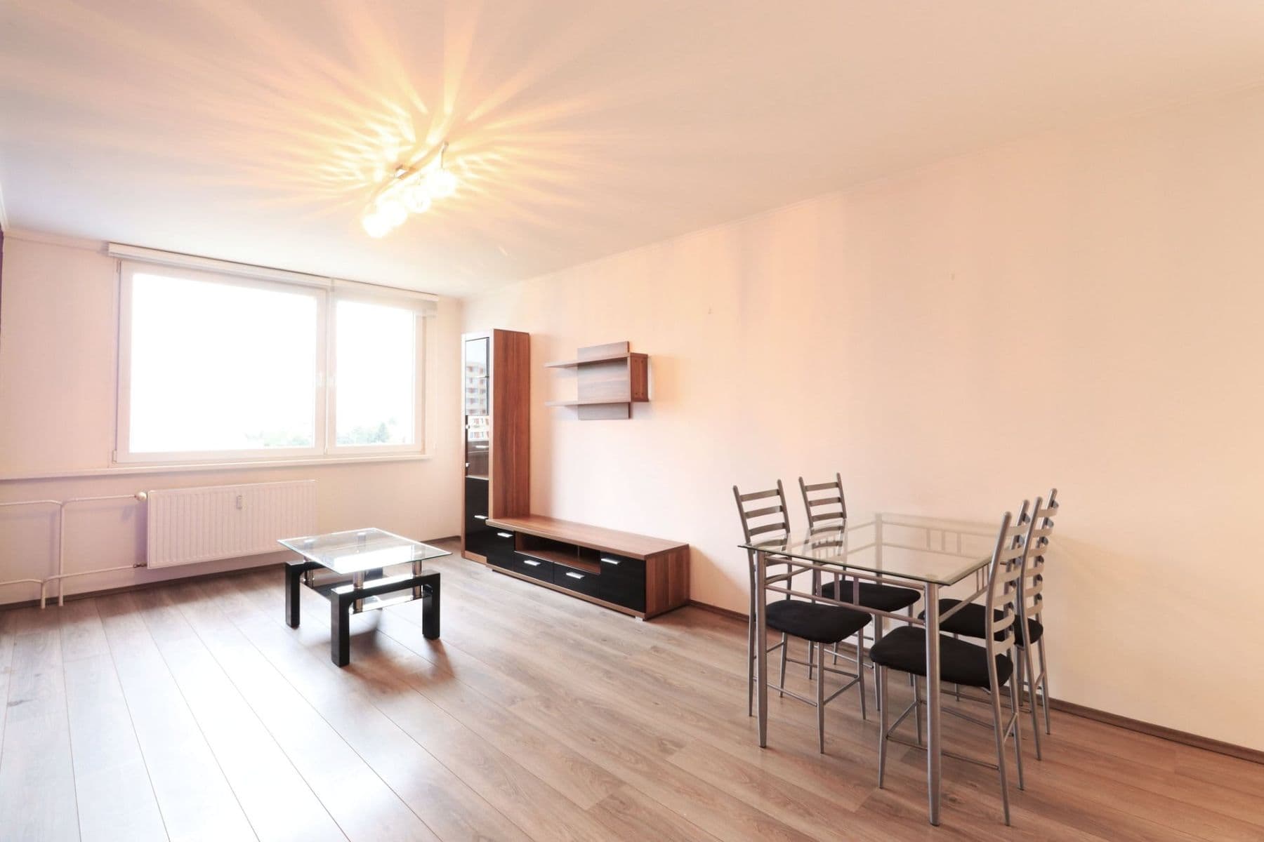 Prenájom bytu 3-izbový 66 m², Malkovského, Praha, Praha Prenájom bytu 3-izbový 66 m², Malkovského, Praha, Praha