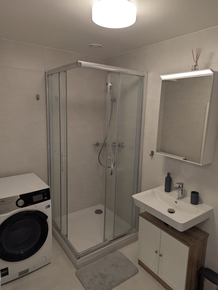 Prenájom bytu 1-izbový 31 m², Malkovského, Praha, Praha Prenájom bytu 1-izbový 31 m², Malkovského, Praha, Praha