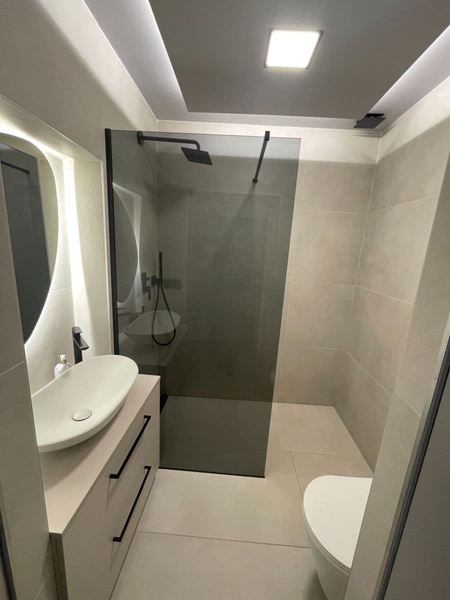 Prenájom bytu 2-izbový 58 m², Bratislava - mestská časť Staré Mesto, Bratislavský kraj Prenájom bytu 2-izbový 58 m², Bratislava - mestská časť Staré Mesto, Bratislavský kraj