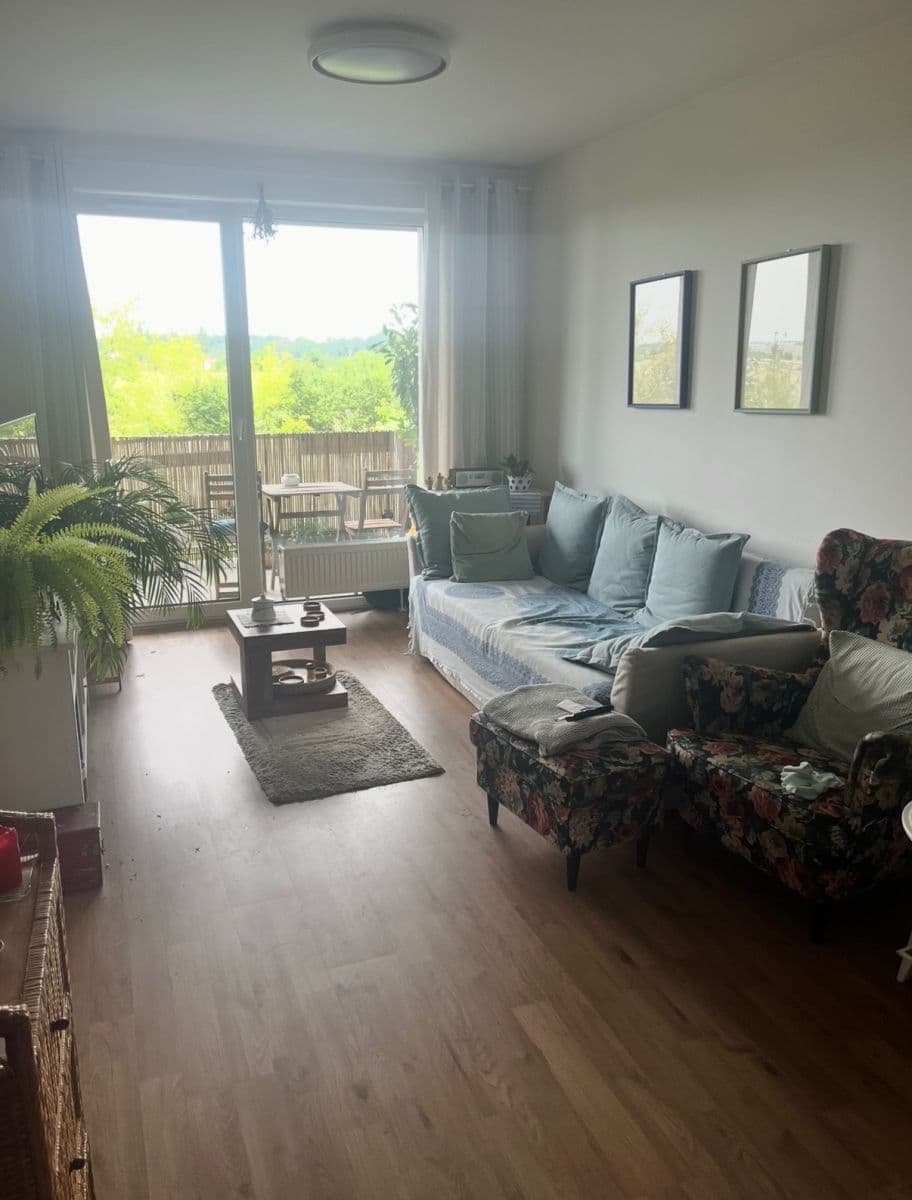 Predaj bytu 2-izbový 59 m², Velvarská, Horoměřice, Středočeský kraj Predaj bytu 2-izbový 59 m², Velvarská, Horoměřice, Středočeský kraj