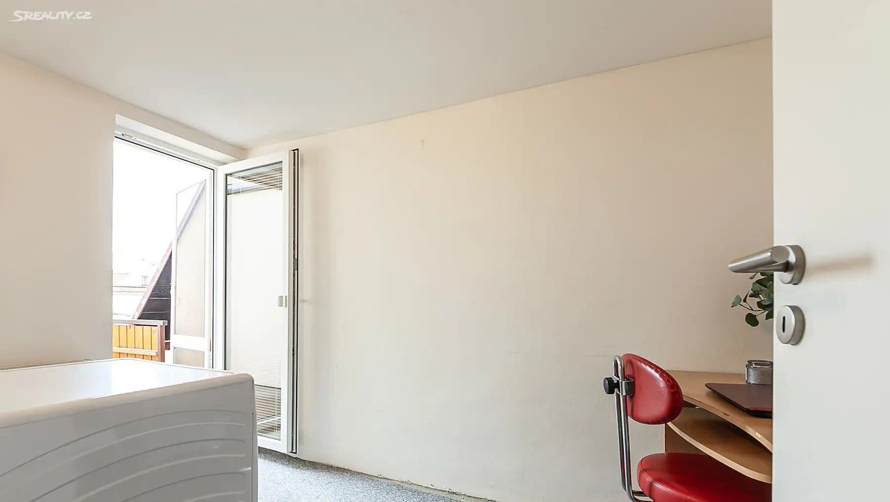 Predaj domu 146 m², pozemek 146 m², Koleč, Středočeský kraj Predaj domu 146 m², pozemek 146 m², Koleč, Středočeský kraj