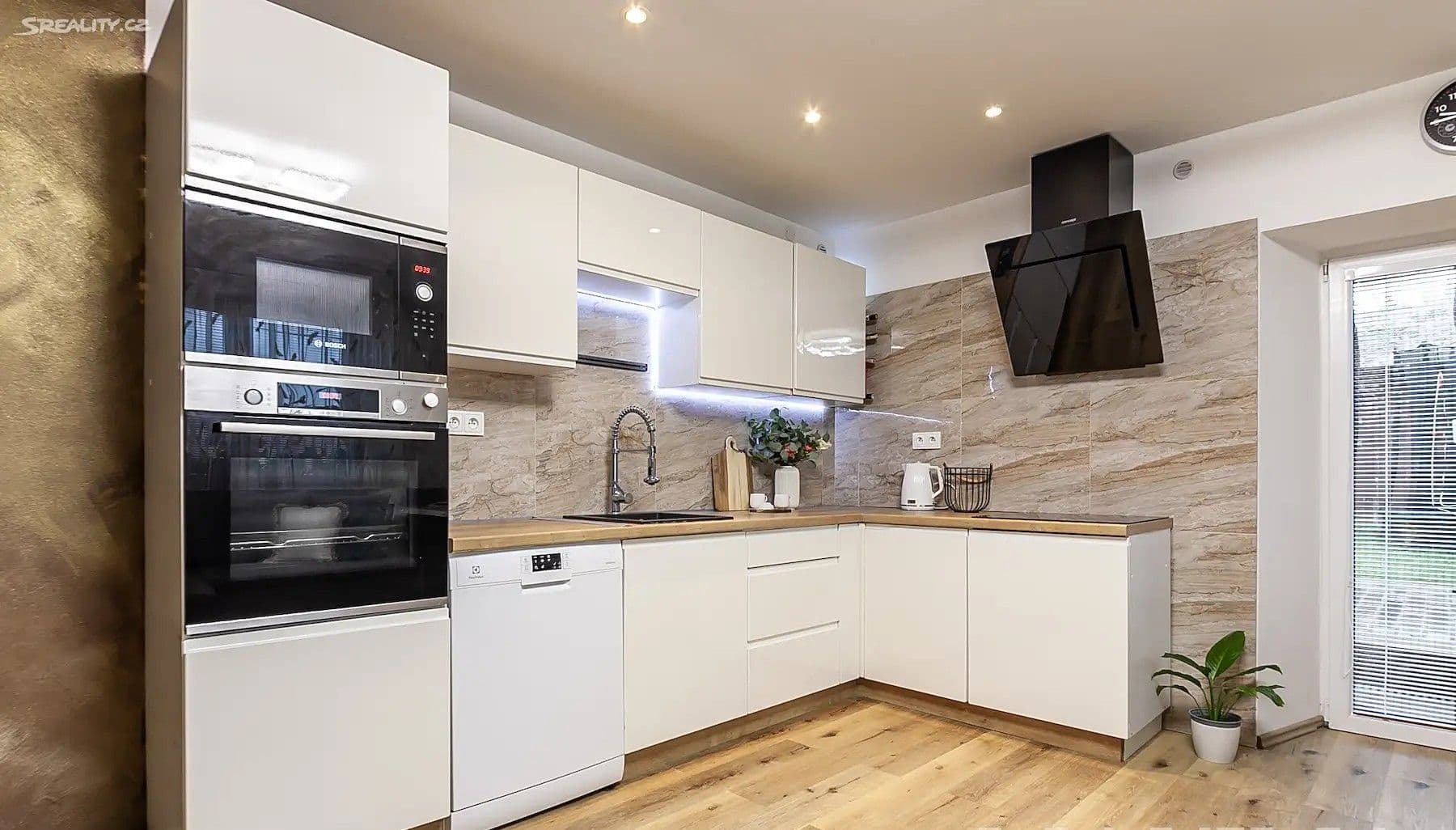 Predaj domu 146 m², pozemek 146 m², Koleč, Středočeský kraj Predaj domu 146 m², pozemek 146 m², Koleč, Středočeský kraj