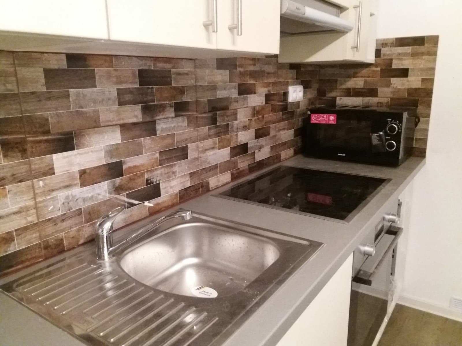 Prenájom bytu 2-izbový 32 m², Heydukova, Praha, Praha Prenájom bytu 2-izbový 32 m², Heydukova, Praha, Praha