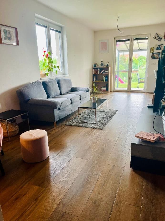 Prenájom bytu 3-izbový 78 m², Vochov, Plzeňský kraj Prenájom bytu 3-izbový 78 m², Vochov, Plzeňský kraj