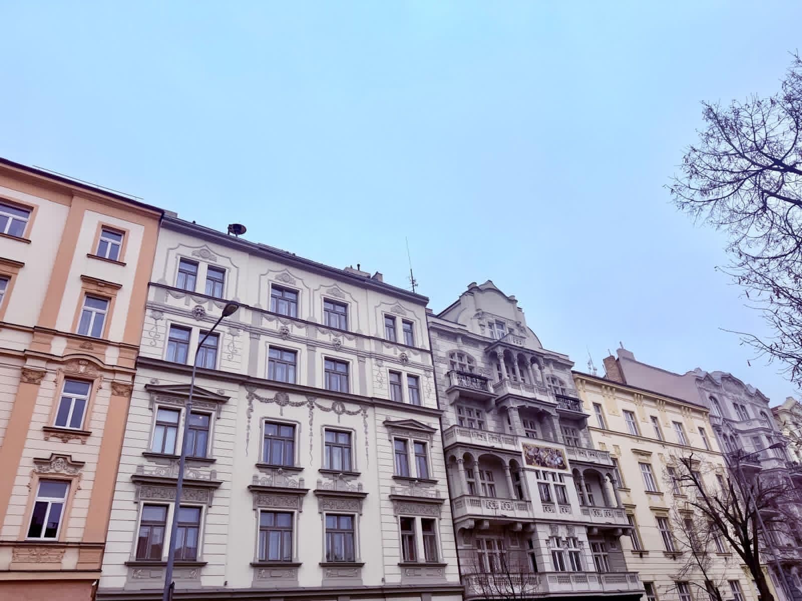 Predaj bytu 2-izbový 43 m², 28. pluku, Praha, Praha Predaj bytu 2-izbový 43 m², 28. pluku, Praha, Praha
