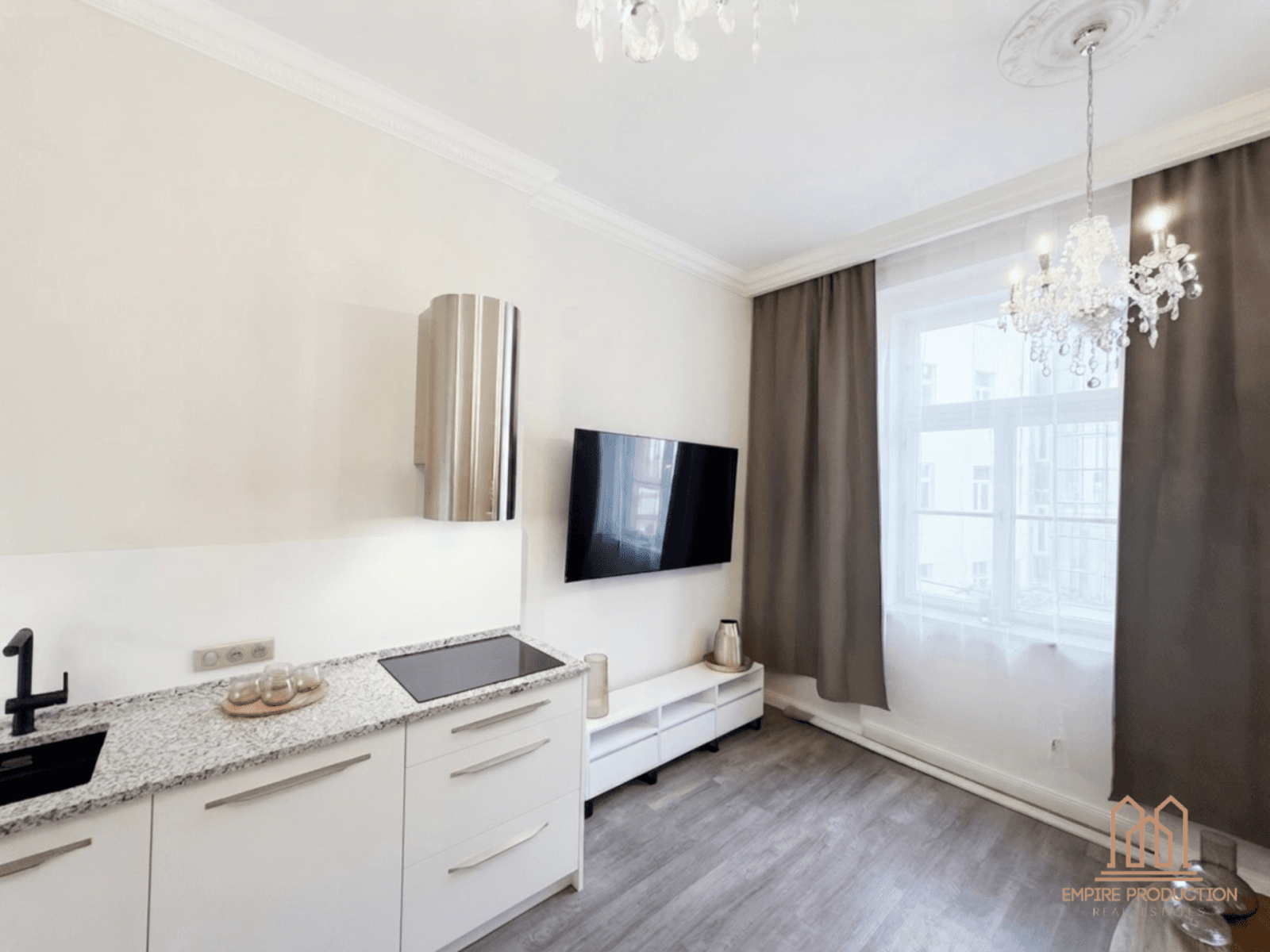 Predaj bytu 2-izbový 43 m², 28. pluku, Praha, Praha Predaj bytu 2-izbový 43 m², 28. pluku, Praha, Praha