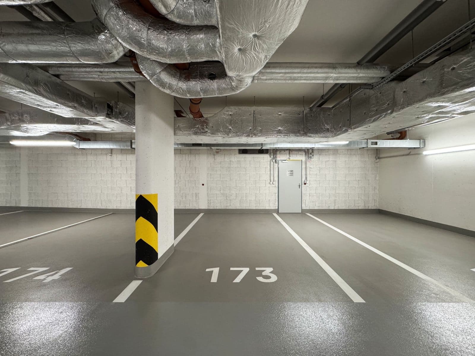 Prenájom bytu 1-izbový 35 m², Poděbradská, Praha, Praha Prenájom bytu 1-izbový 35 m², Poděbradská, Praha, Praha