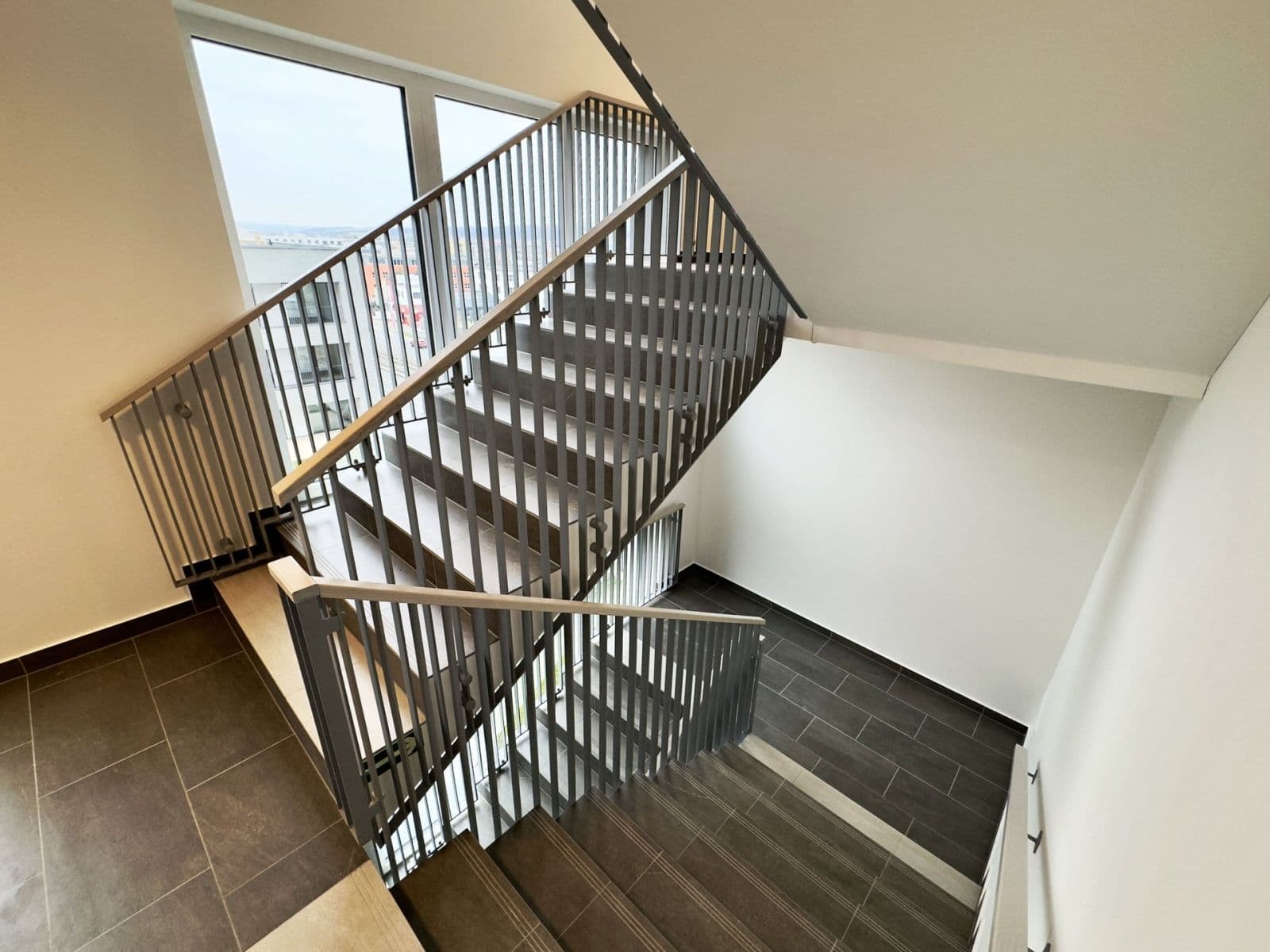 Prenájom bytu 1-izbový 35 m², Poděbradská, Praha, Praha Prenájom bytu 1-izbový 35 m², Poděbradská, Praha, Praha