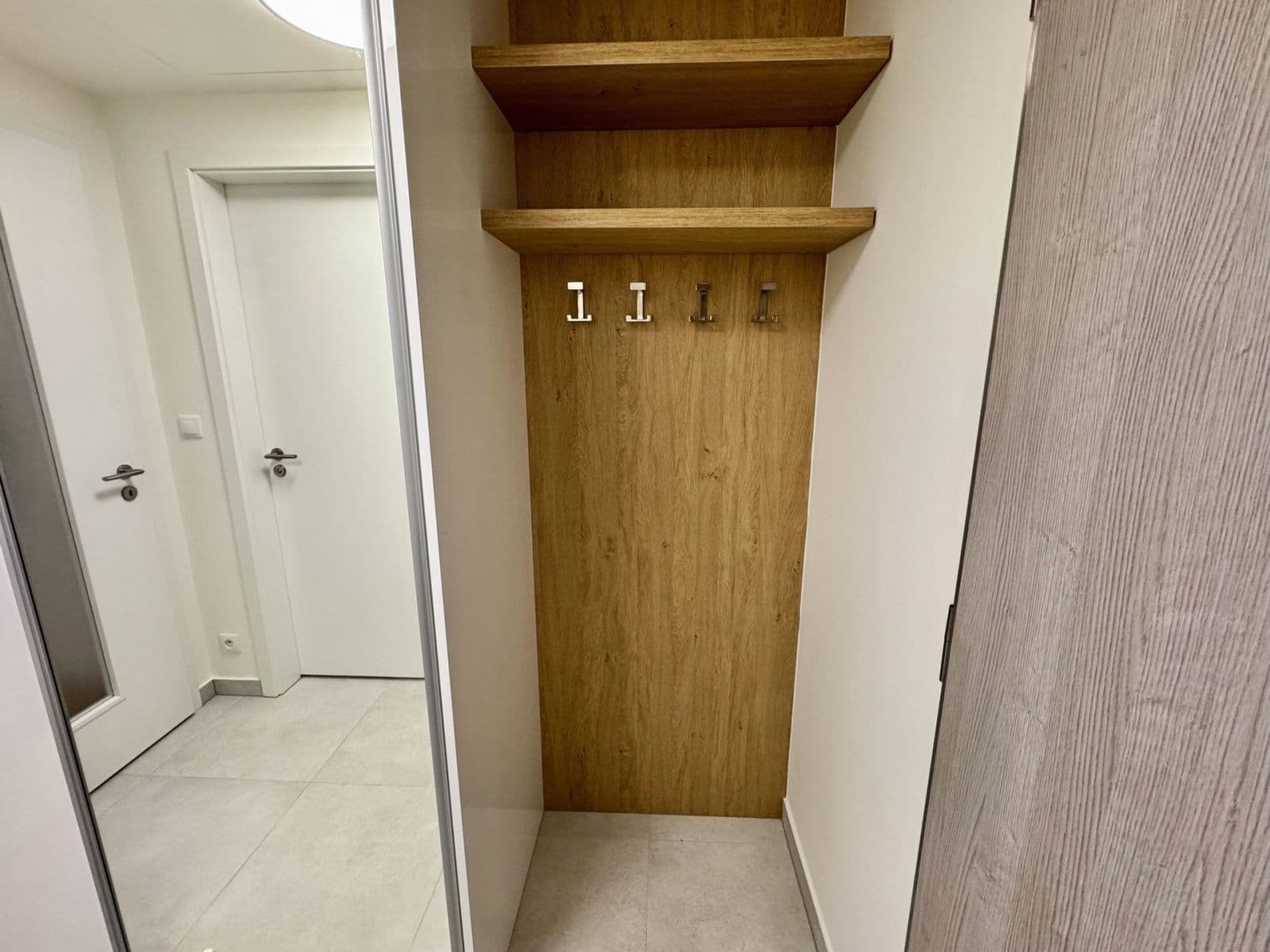 Prenájom bytu 1-izbový 35 m², Poděbradská, Praha, Praha Prenájom bytu 1-izbový 35 m², Poděbradská, Praha, Praha