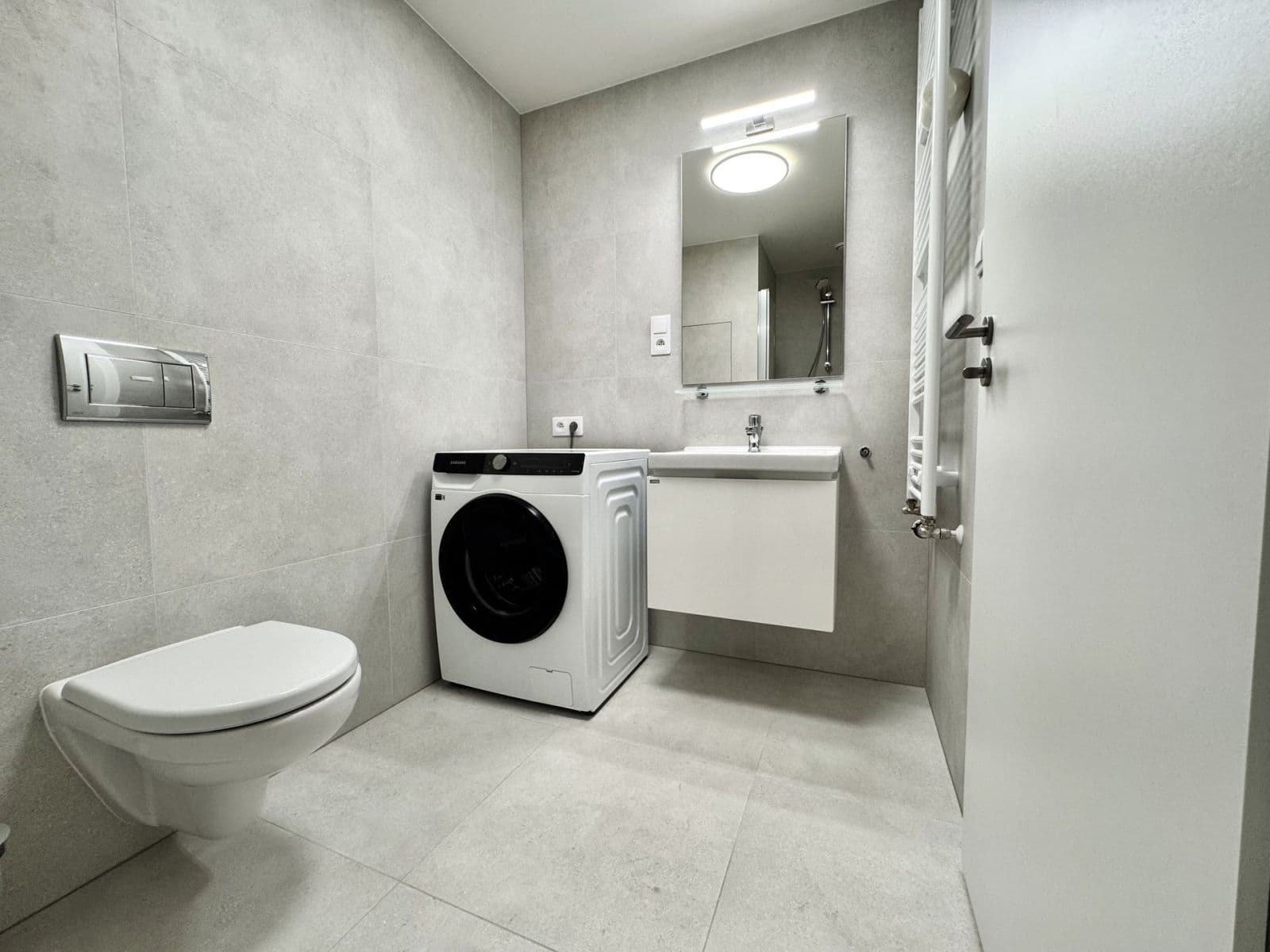 Prenájom bytu 1-izbový 35 m², Poděbradská, Praha, Praha Prenájom bytu 1-izbový 35 m², Poděbradská, Praha, Praha