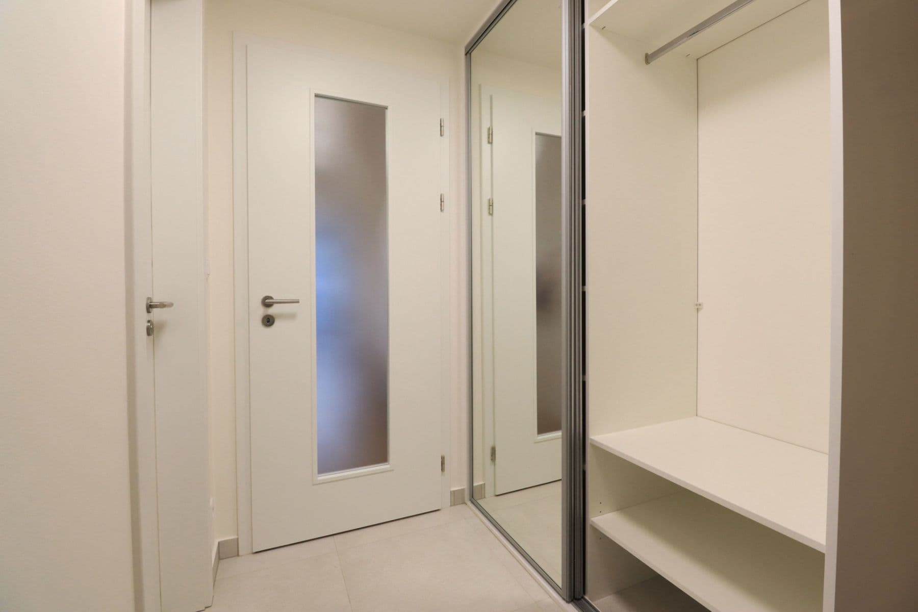 Prenájom bytu 1-izbový 35 m², Poděbradská, Praha, Praha Prenájom bytu 1-izbový 35 m², Poděbradská, Praha, Praha