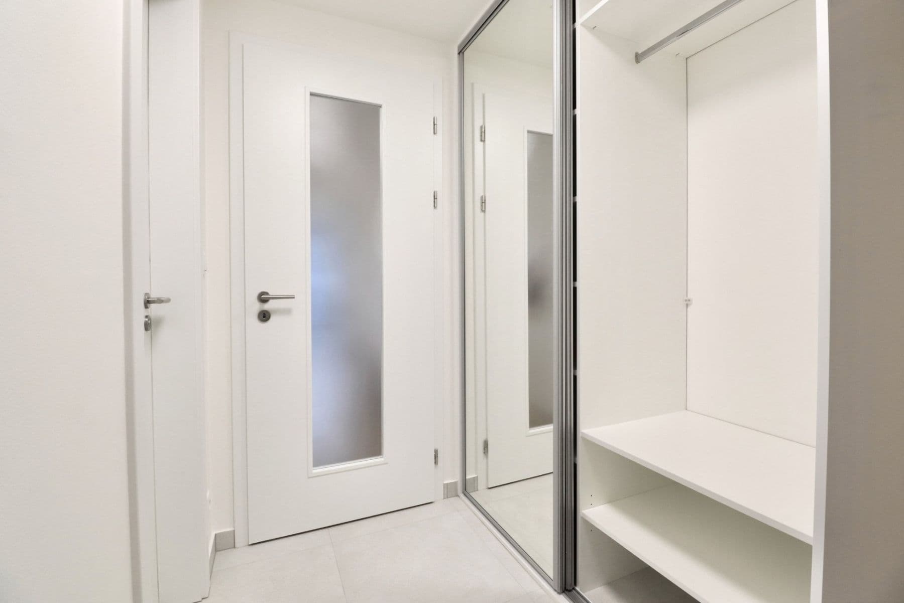 Prenájom bytu 1-izbový 35 m², Poděbradská, Praha, Praha Prenájom bytu 1-izbový 35 m², Poděbradská, Praha, Praha