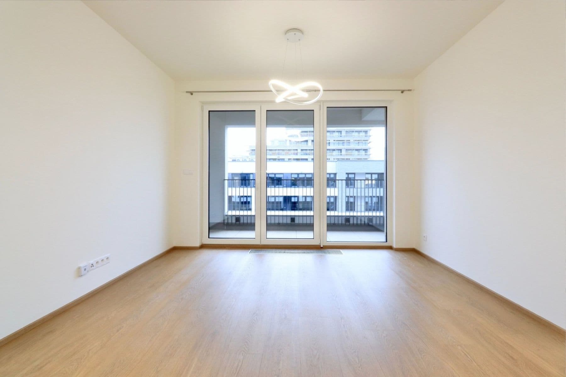 Prenájom bytu 1-izbový 35 m², Poděbradská, Praha, Praha Prenájom bytu 1-izbový 35 m², Poděbradská, Praha, Praha