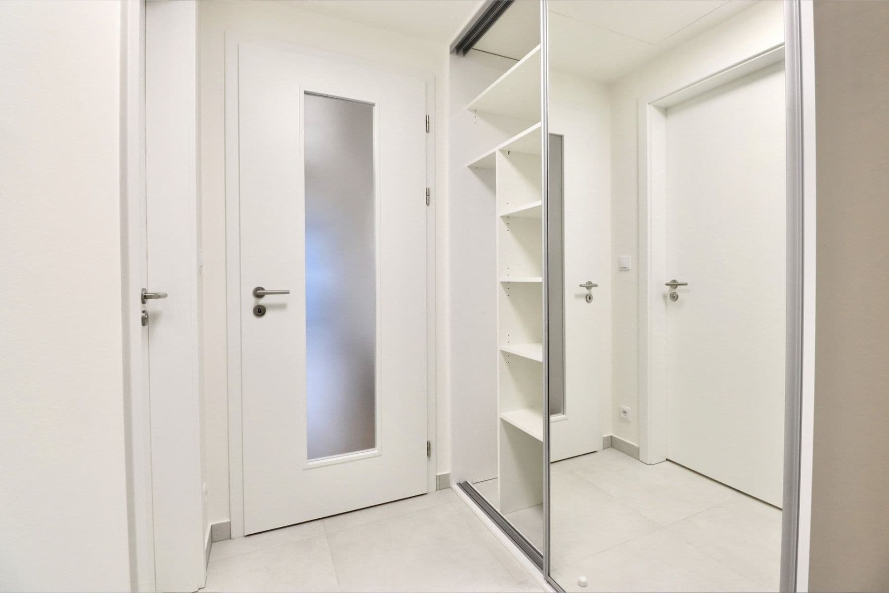 Prenájom bytu 1-izbový 35 m², Poděbradská, Praha, Praha Prenájom bytu 1-izbový 35 m², Poděbradská, Praha, Praha