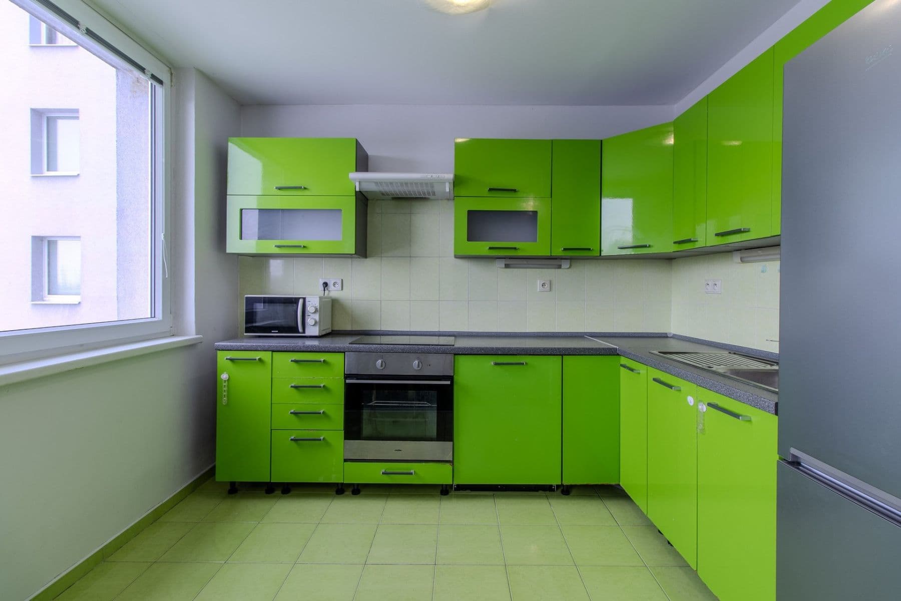 Prenájom bytu 4-izbový 70 m², Zalužanská, Mladá Boleslav, Středočeský kraj Prenájom bytu 4-izbový 70 m², Zalužanská, Mladá Boleslav, Středočeský kraj