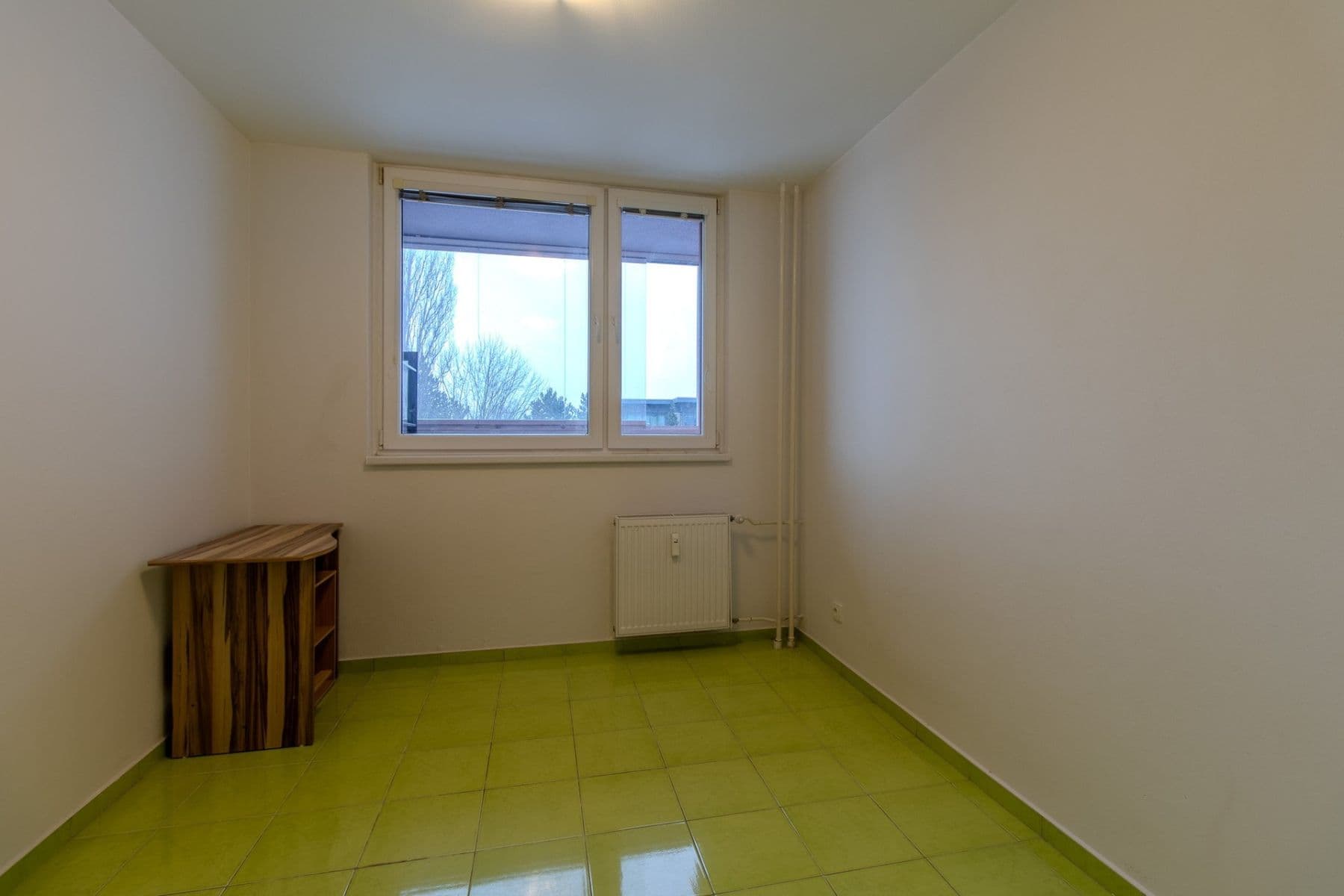 Prenájom bytu 4-izbový 70 m², Zalužanská, Mladá Boleslav, Středočeský kraj Prenájom bytu 4-izbový 70 m², Zalužanská, Mladá Boleslav, Středočeský kraj