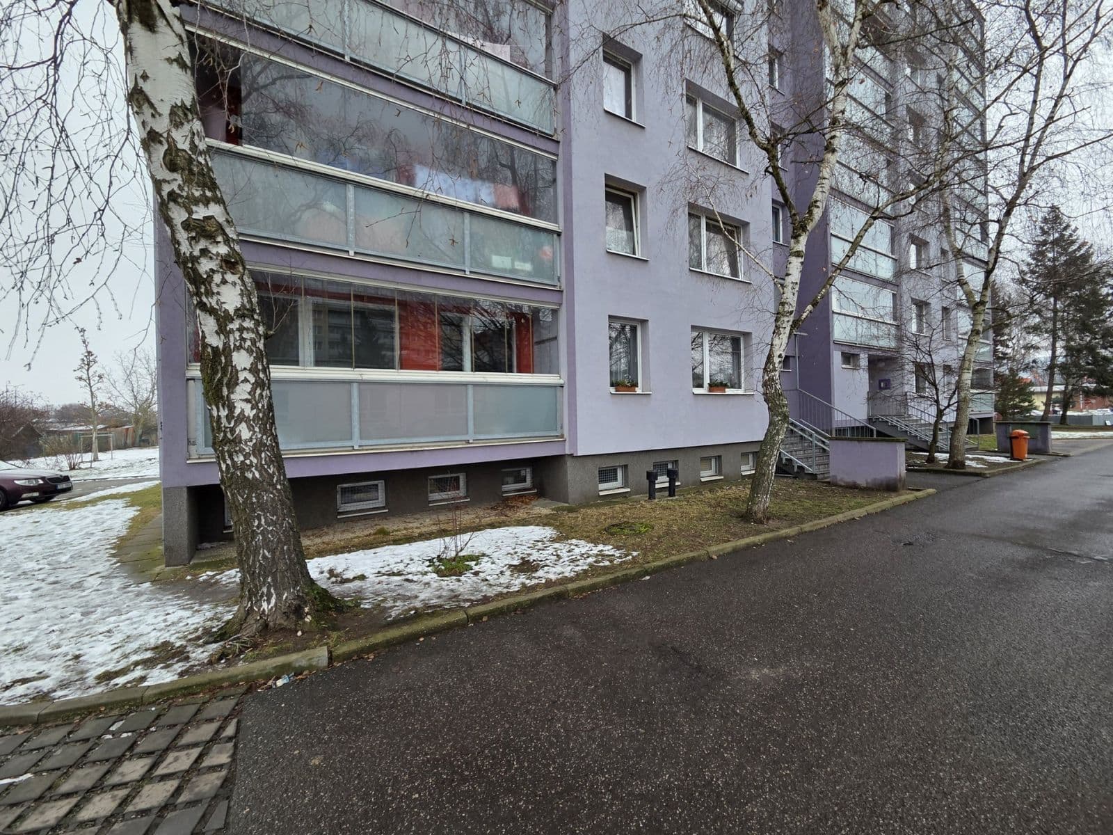 Prenájom bytu 4-izbový 70 m², Zalužanská, Mladá Boleslav, Středočeský kraj Prenájom bytu 4-izbový 70 m², Zalužanská, Mladá Boleslav, Středočeský kraj