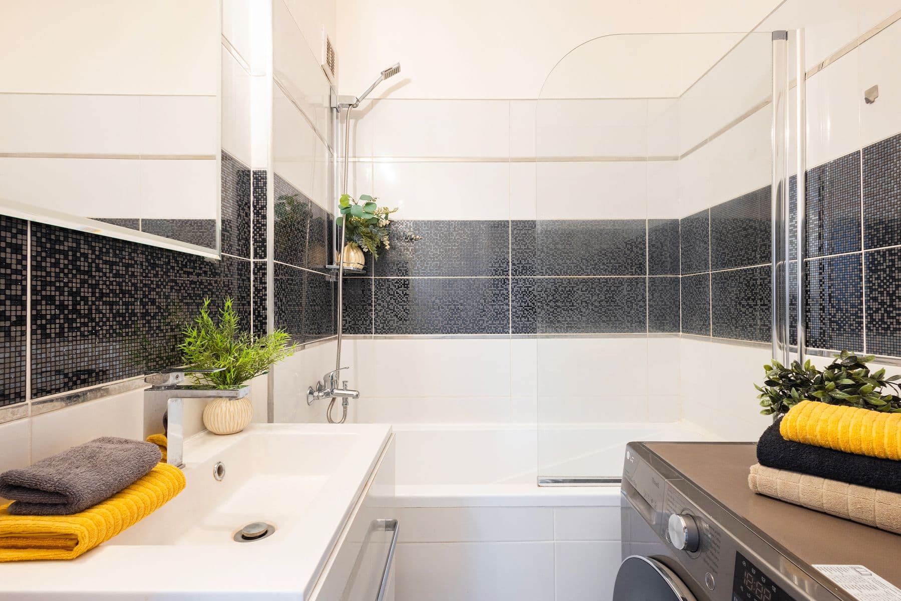 Predaj bytu 3-izbový 71 m², Polabská, Praha, Praha Predaj bytu 3-izbový 71 m², Polabská, Praha, Praha