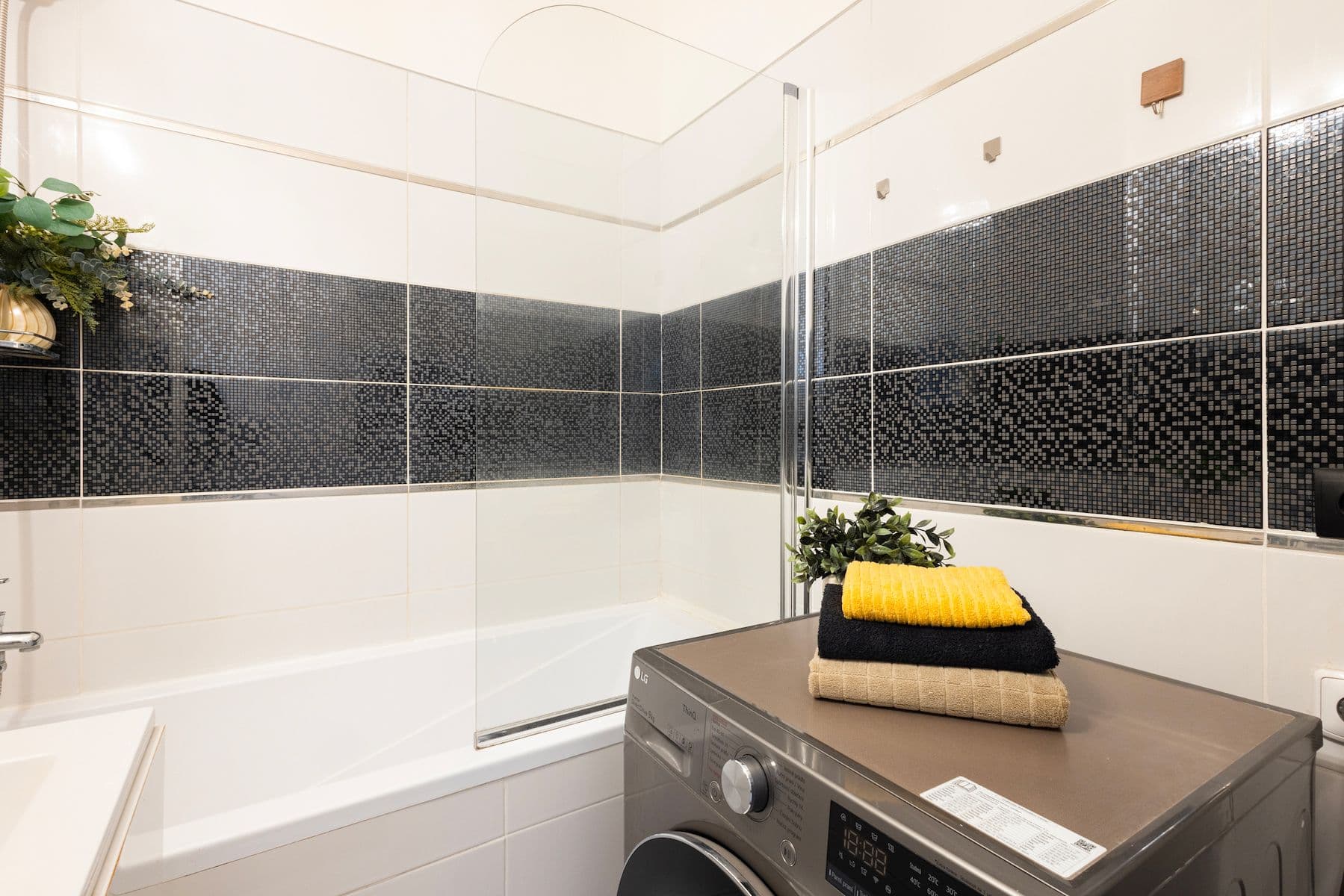 Predaj bytu 3-izbový 71 m², Polabská, Praha, Praha Predaj bytu 3-izbový 71 m², Polabská, Praha, Praha