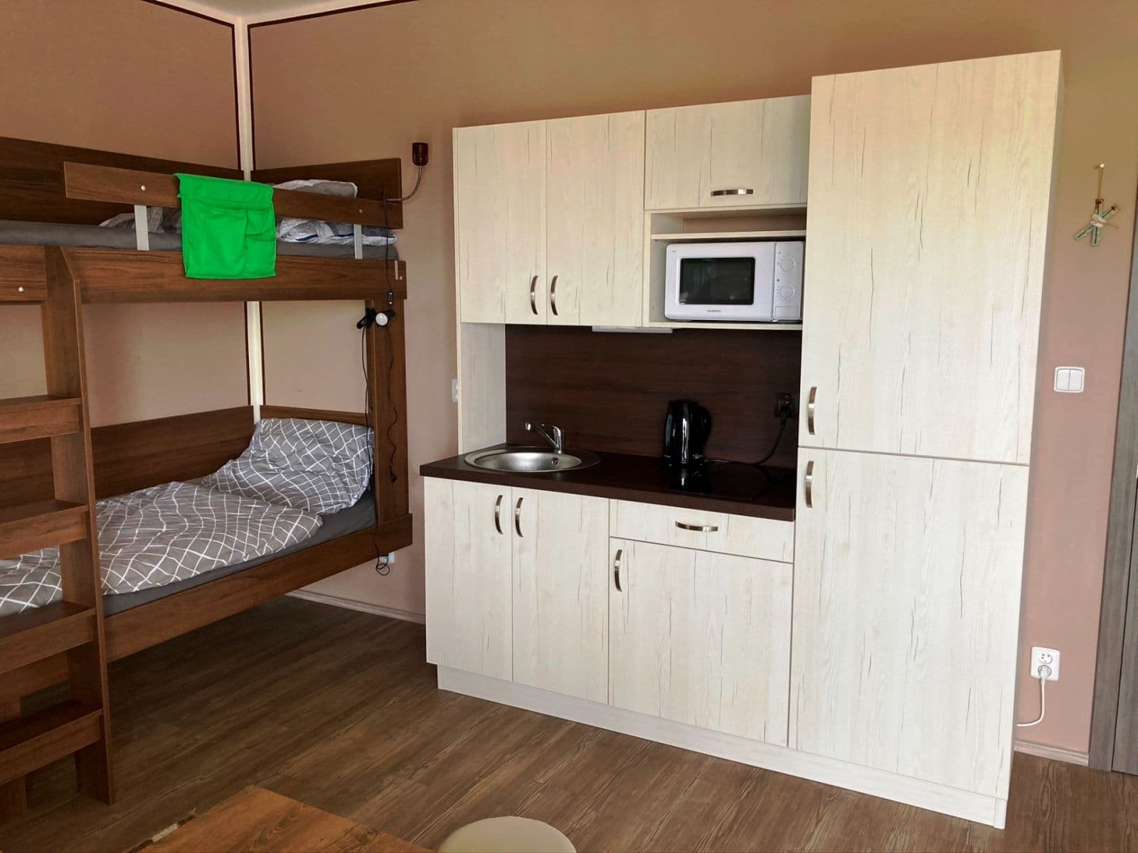 Predaj bytu 1-izbový 25 m², Loučná pod Klínovcem, Ústecký kraj Predaj bytu 1-izbový 25 m², Loučná pod Klínovcem, Ústecký kraj