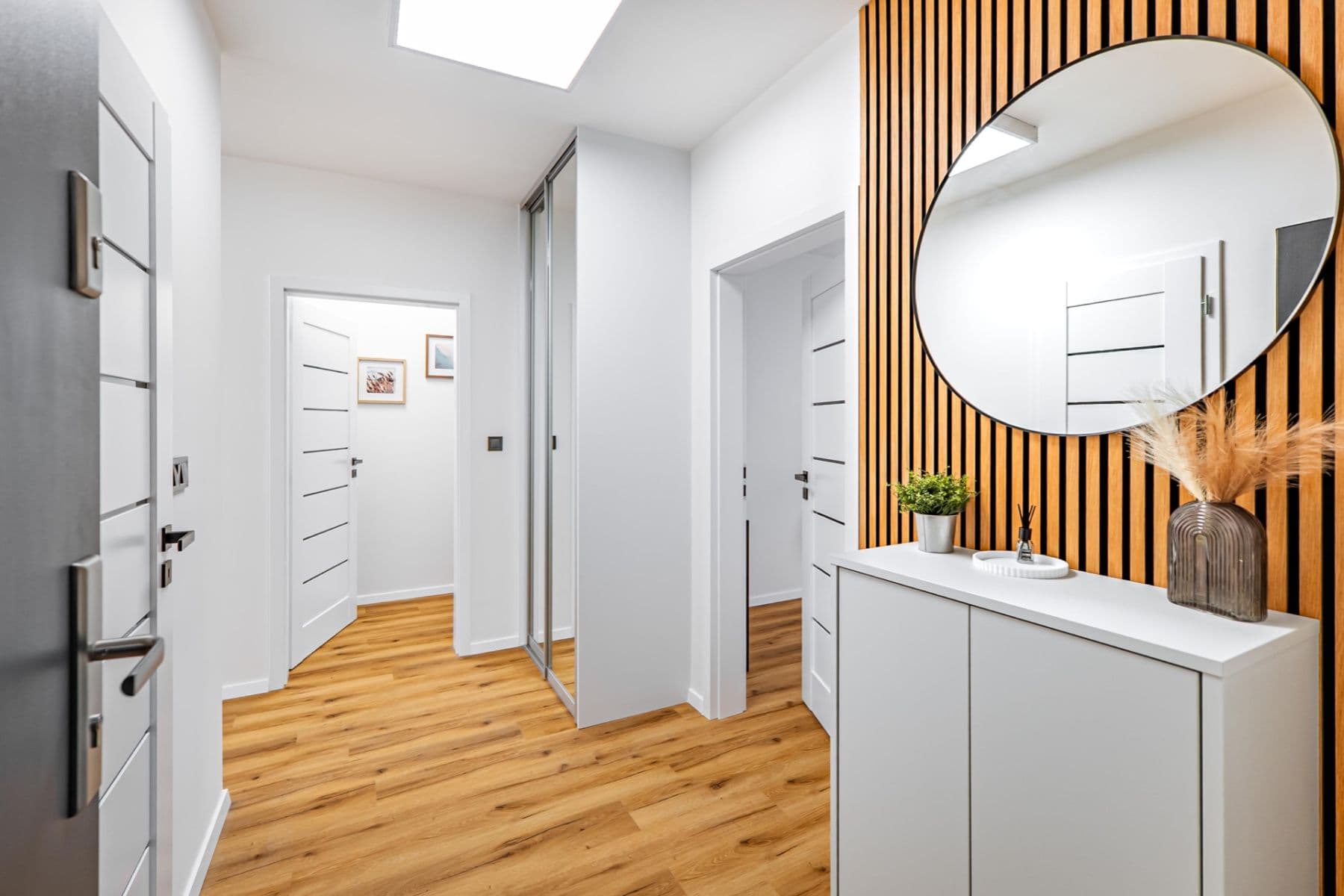 Predaj bytu 2-izbový 60 m², Alej 17. listopadu, Roudnice nad Labem, Ústecký kraj Predaj bytu 2-izbový 60 m², Alej 17. listopadu, Roudnice nad Labem, Ústecký kraj