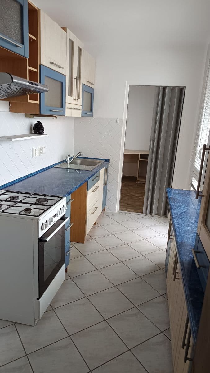 Prenájom bytu 3-izbový 75 m², Rýnovická, Jablonec nad Nisou, Liberecký kraj Prenájom bytu 3-izbový 75 m², Rýnovická, Jablonec nad Nisou, Liberecký kraj