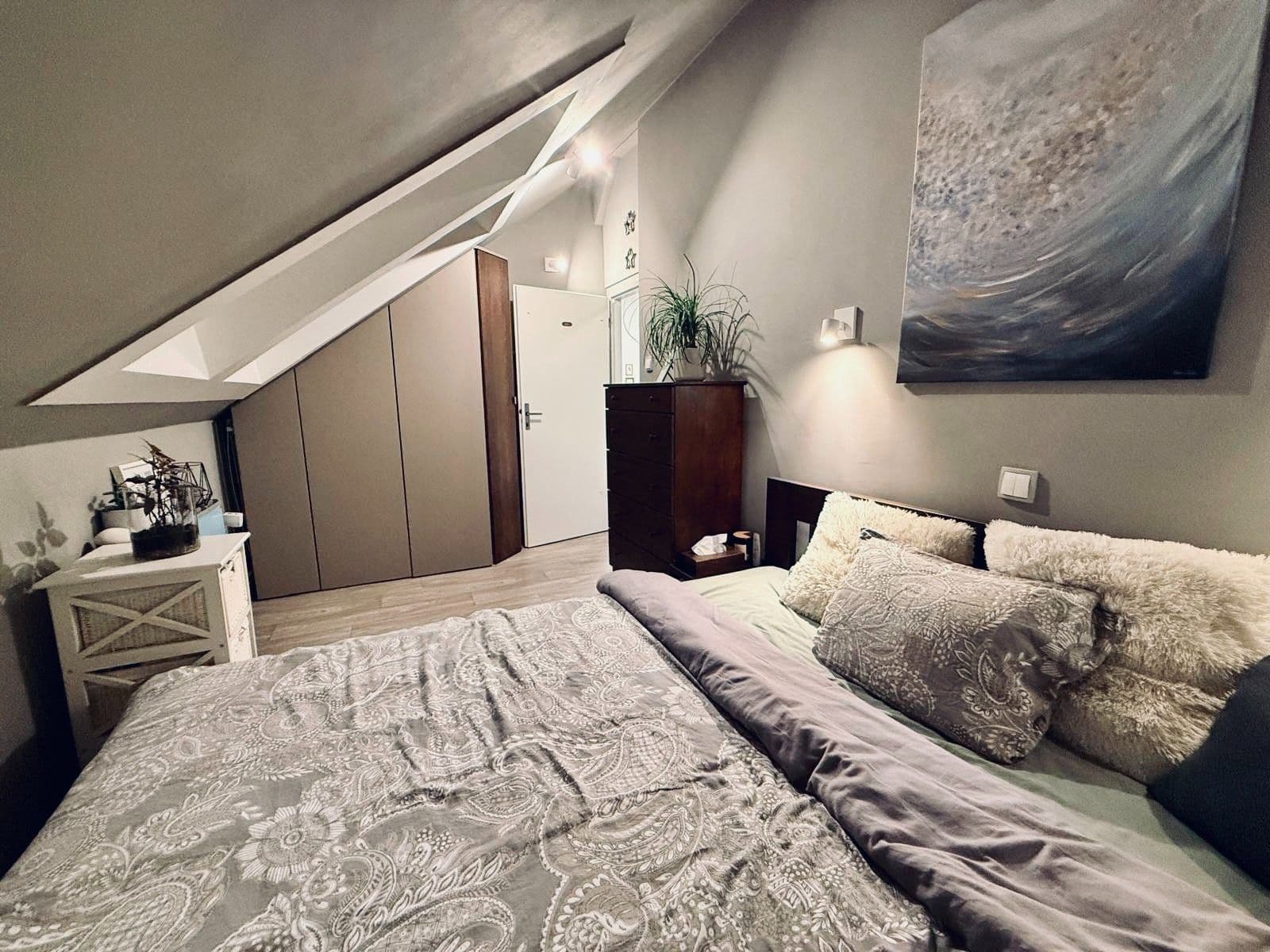 Prenájom bytu 3-izbový 59 m², Školní, Plzeň, Plzeňský kraj Prenájom bytu 3-izbový 59 m², Školní, Plzeň, Plzeňský kraj