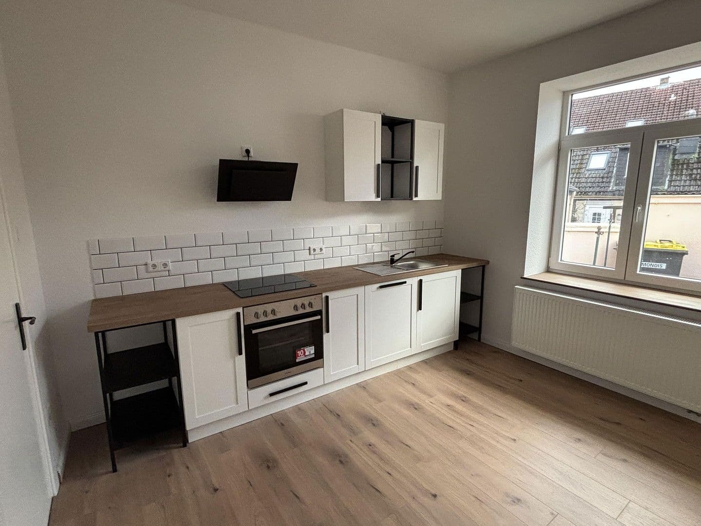 Prenájom bytu 4-izbový 110 m², Rathausmarkt 1a, Schleswig, Šlezvicko-Holštajnsko Prenájom bytu 4-izbový 110 m², Rathausmarkt 1a, Schleswig, Šlezvicko-Holštajnsko