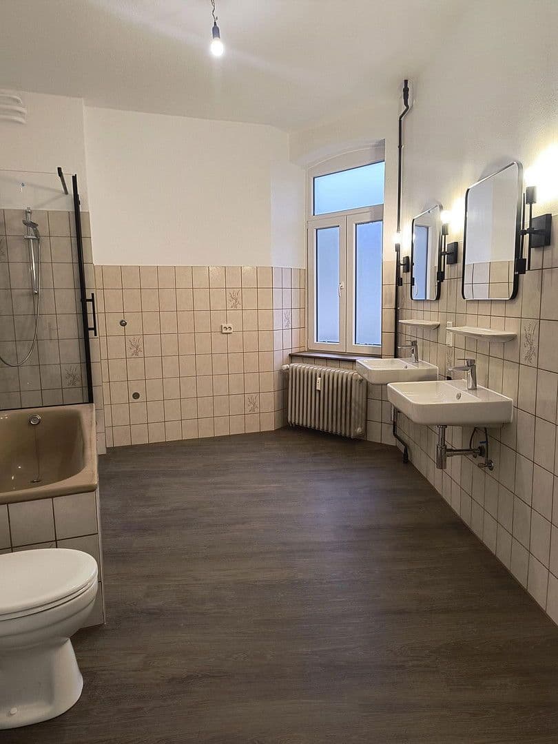 Prenájom bytu 4-izbový 110 m², Rathausmarkt 1a, Schleswig, Šlezvicko-Holštajnsko Prenájom bytu 4-izbový 110 m², Rathausmarkt 1a, Schleswig, Šlezvicko-Holštajnsko