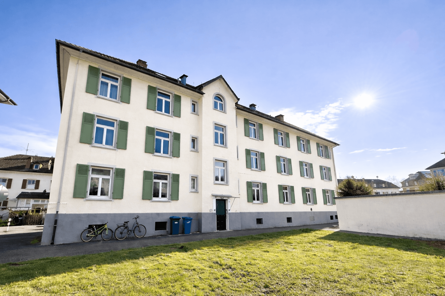 Prenájom bytu 2-izbový 52 m², Lörrach, Bádensko-Wurttembersko Prenájom bytu 2-izbový 52 m², Lörrach, Bádensko-Wurttembersko