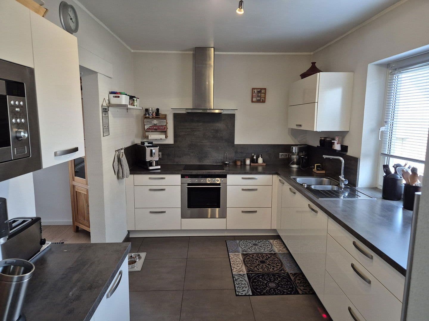 Predaj domu 120 m², pozemek 656 m², Rödersheim-Gronau, Porýnie-Falcko Predaj domu 120 m², pozemek 656 m², Rödersheim-Gronau, Porýnie-Falcko