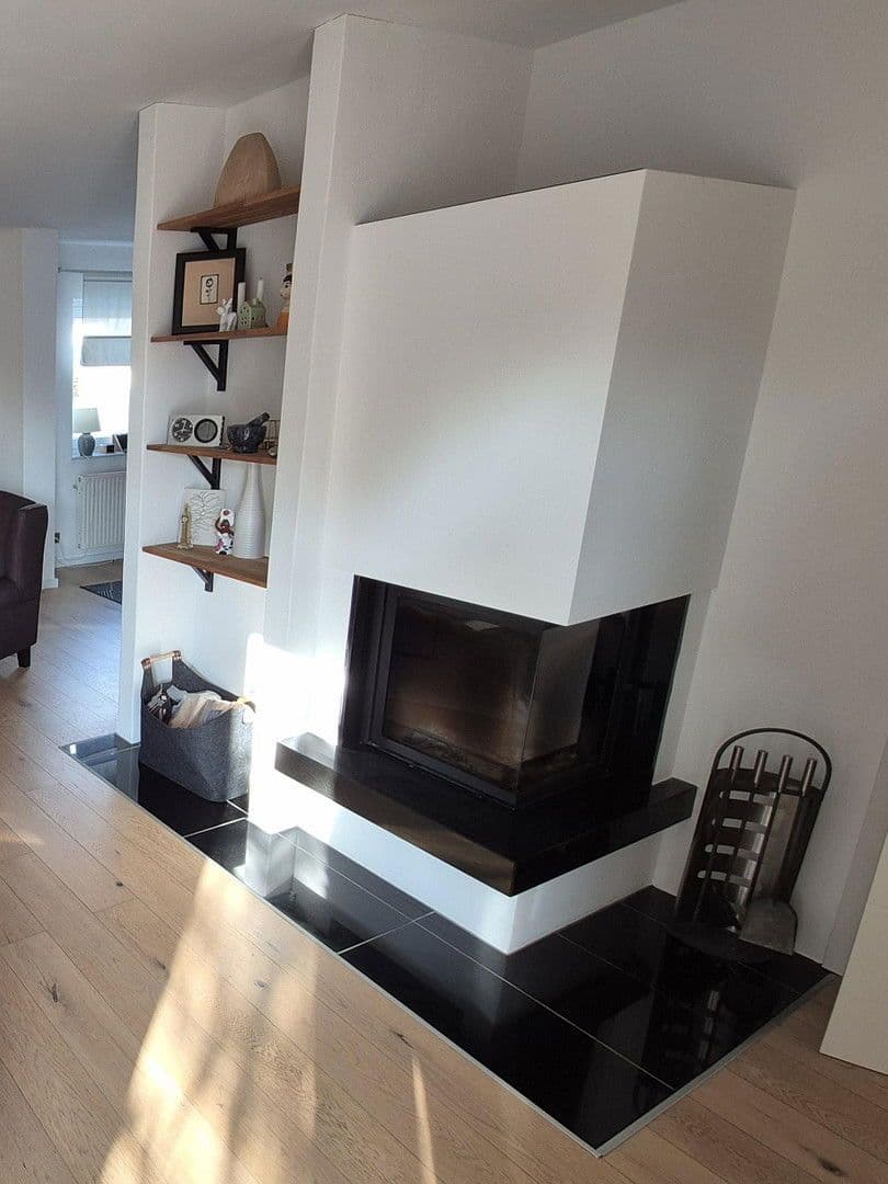 Predaj domu 120 m², pozemek 656 m², Rödersheim-Gronau, Porýnie-Falcko Predaj domu 120 m², pozemek 656 m², Rödersheim-Gronau, Porýnie-Falcko