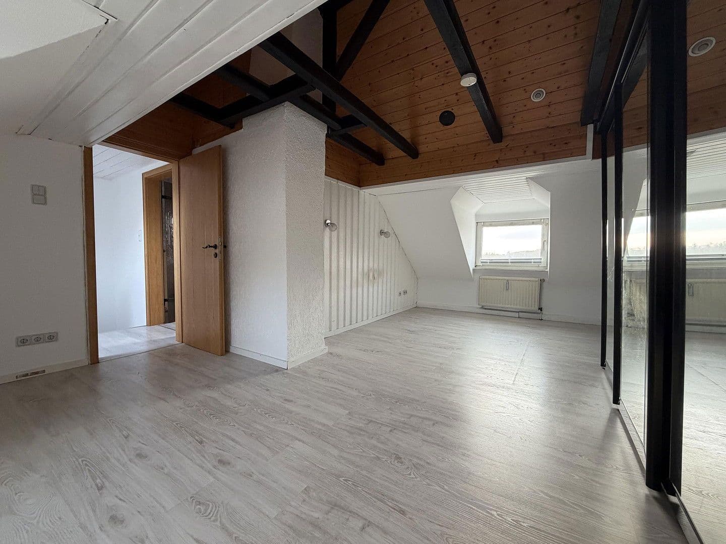 Predaj domu 260 m², pozemek 400 m², Bergstr. 19-21, Wülfrath, Severné Porýnie - Westfálsko Predaj domu 260 m², pozemek 400 m², Bergstr. 19-21, Wülfrath, Severné Porýnie - Westfálsko