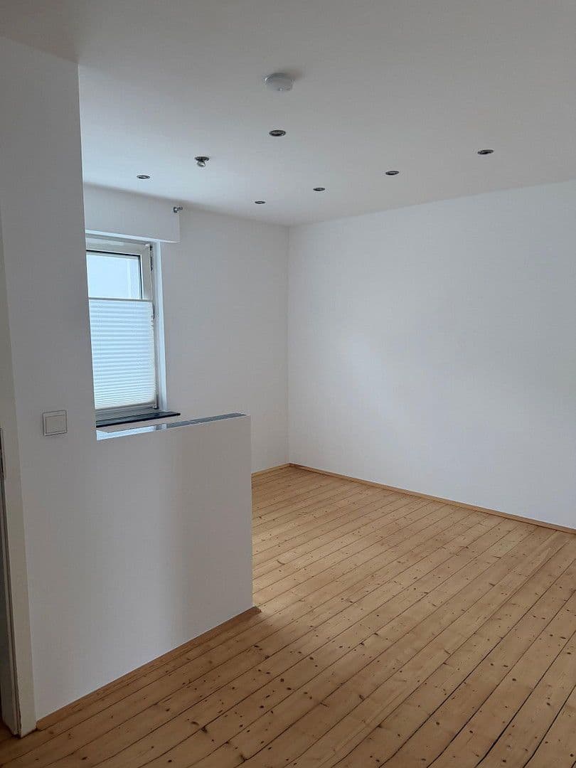 Predaj domu 260 m², pozemek 400 m², Bergstr. 19-21, Wülfrath, Severné Porýnie - Westfálsko Predaj domu 260 m², pozemek 400 m², Bergstr. 19-21, Wülfrath, Severné Porýnie - Westfálsko