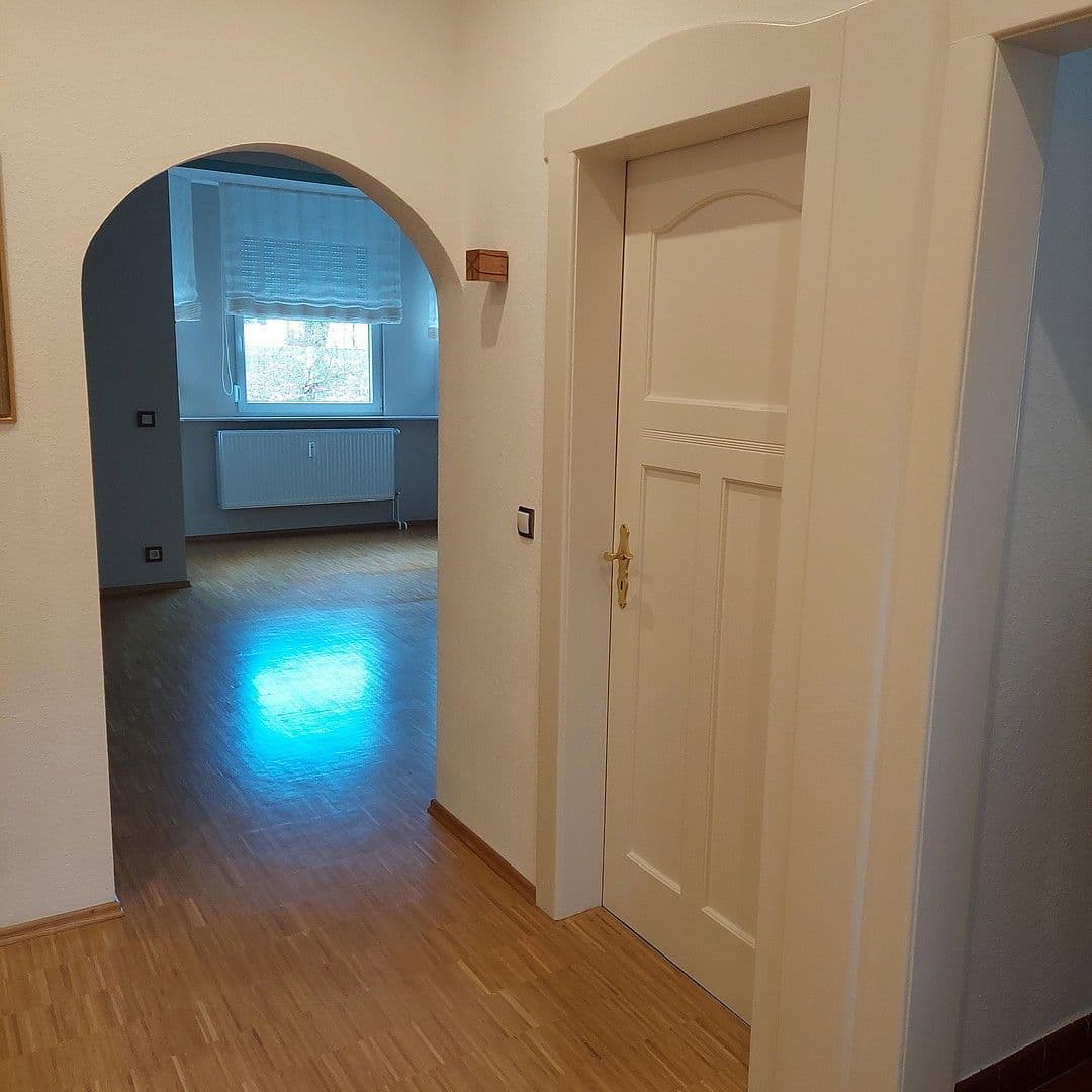 Prenájom bytu 3-izbový 88 m², Lampertheim, Hesensko Prenájom bytu 3-izbový 88 m², Lampertheim, Hesensko