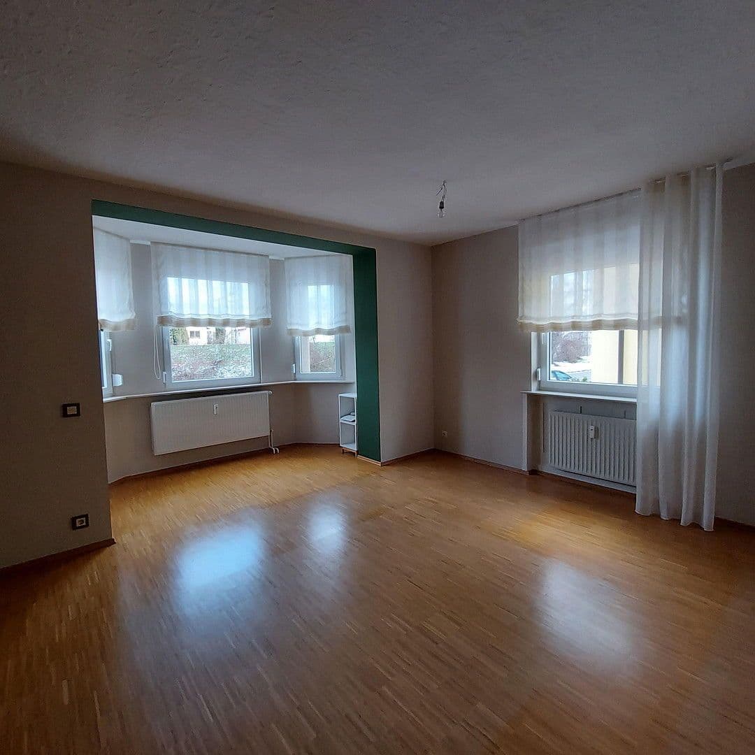 Prenájom bytu 3-izbový 88 m², Lampertheim, Hesensko Prenájom bytu 3-izbový 88 m², Lampertheim, Hesensko