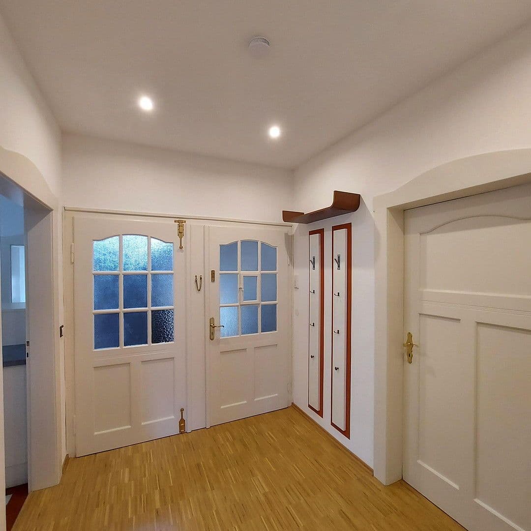 Prenájom bytu 3-izbový 88 m², Lampertheim, Hesensko Prenájom bytu 3-izbový 88 m², Lampertheim, Hesensko