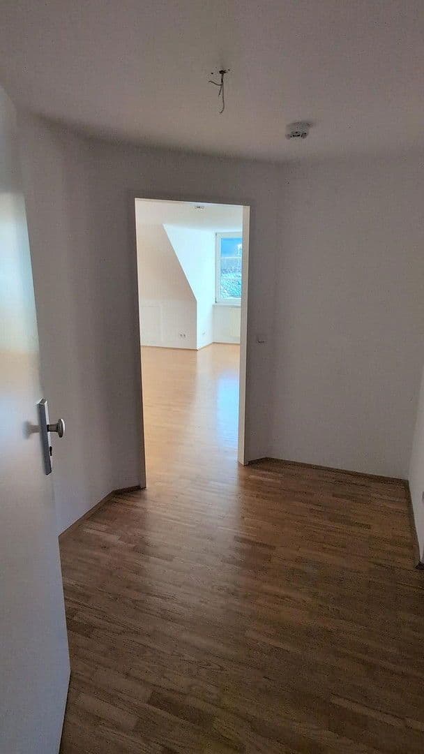 Prenájom bytu 3-izbový 97 m², Bad Reichenhall, Bavorsko Prenájom bytu 3-izbový 97 m², Bad Reichenhall, Bavorsko