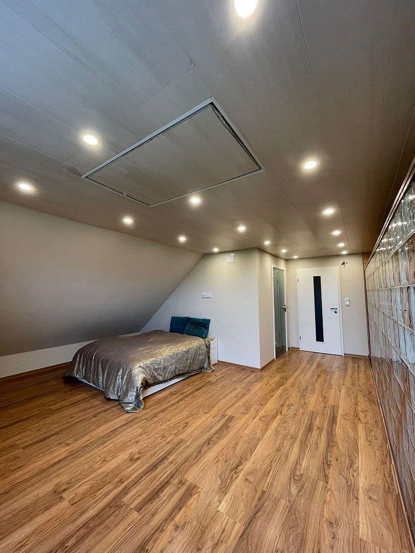 Predaj domu 220 m², pozemek 333 m², Vechelde, Dolné Sasko Predaj domu 220 m², pozemek 333 m², Vechelde, Dolné Sasko