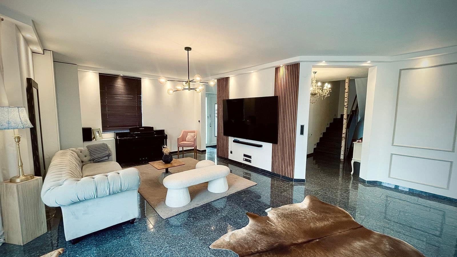 Predaj domu 220 m², pozemek 333 m², Vechelde, Dolné Sasko Predaj domu 220 m², pozemek 333 m², Vechelde, Dolné Sasko